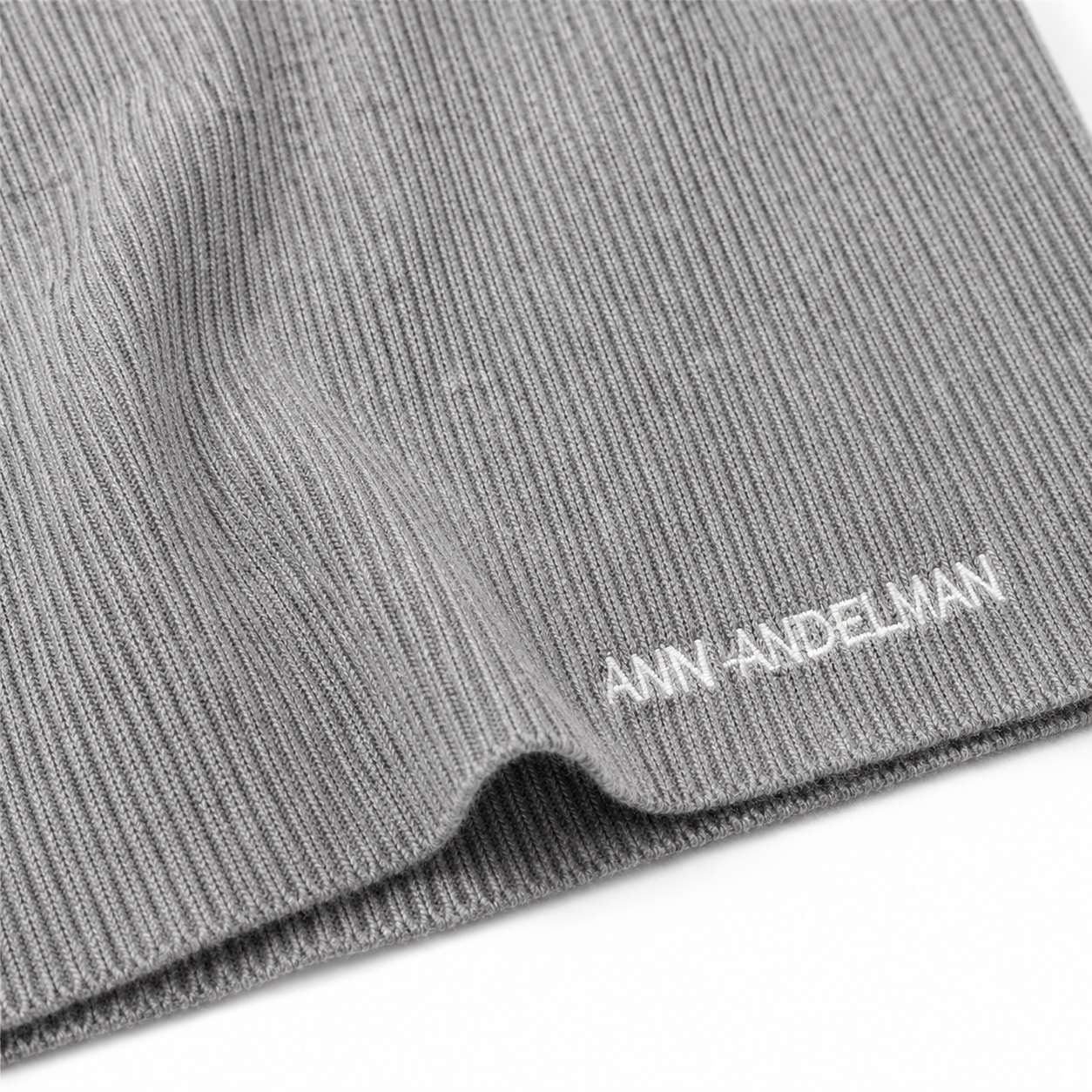 Top gray
