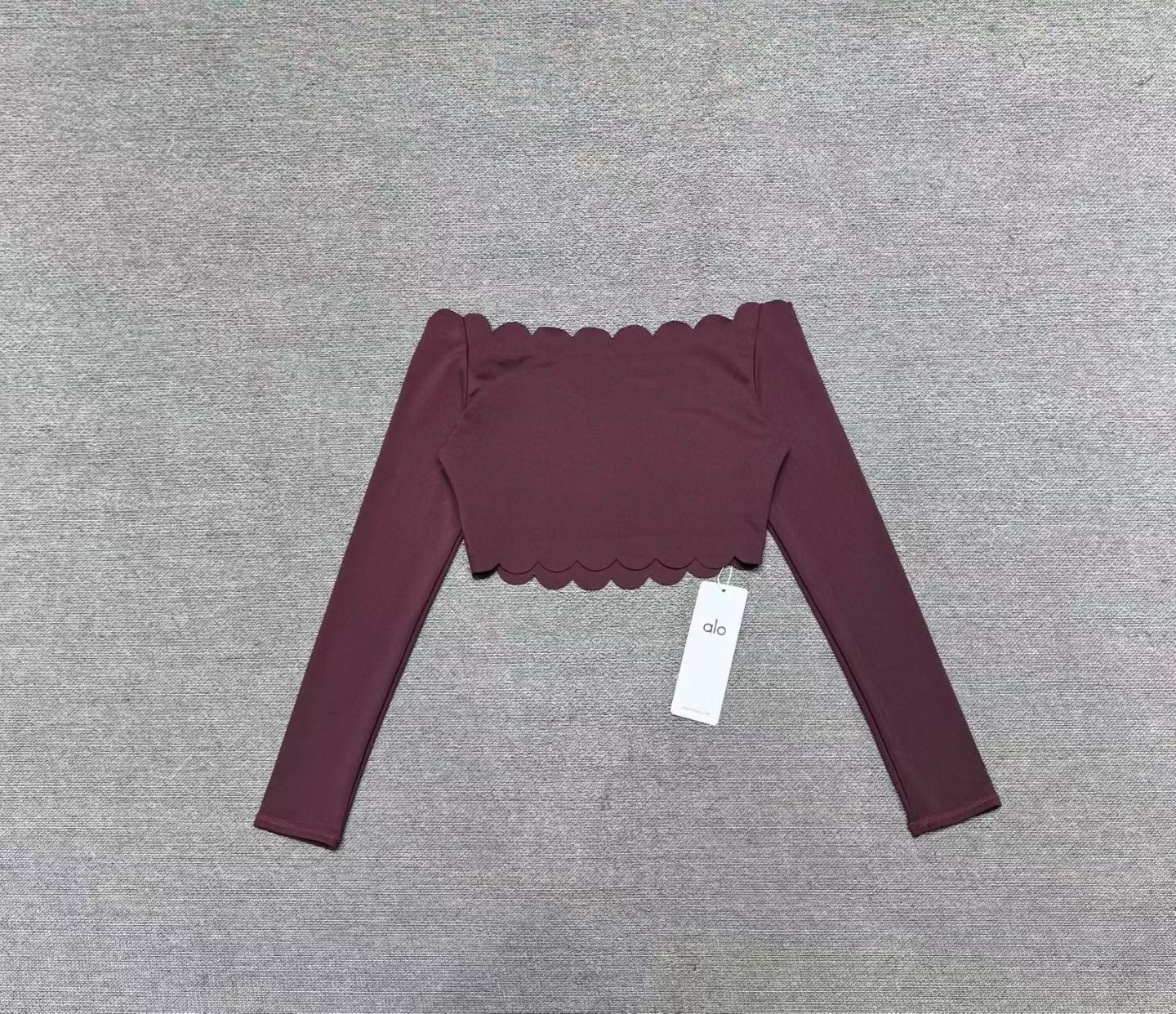 Scallop Edge Activewear Set