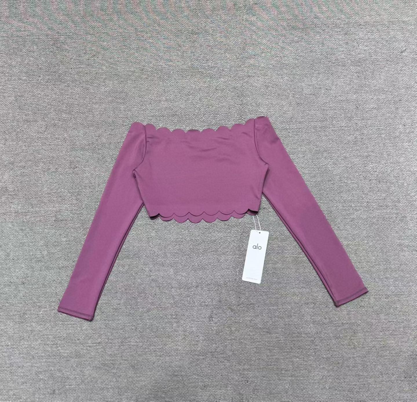 Scallop Edge Yoga Set